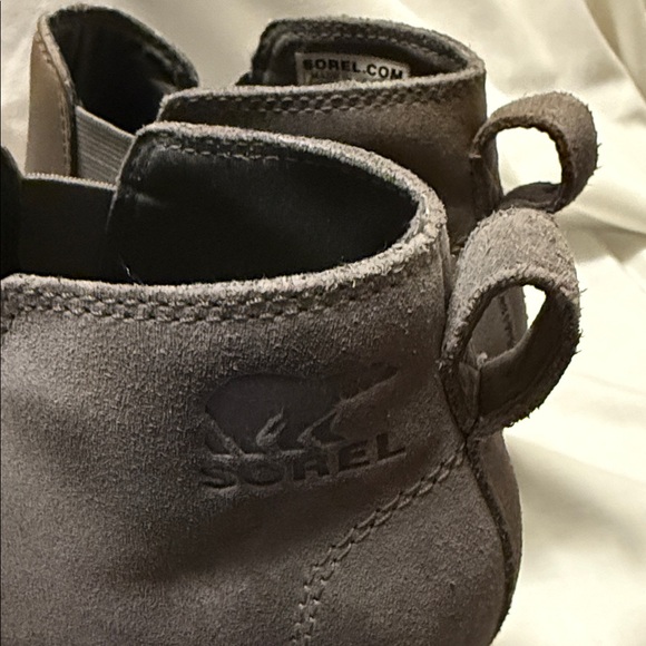 Sorel Gray Winter Boots - Picture 6 of 12